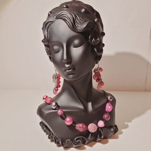 Unbranded Jewelry - Unbranded Fuchsia Beaded Necklace Earring Costume Jewelry Set